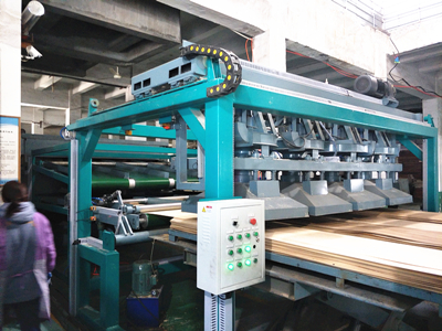 亚洲国产剧情水蜜桃