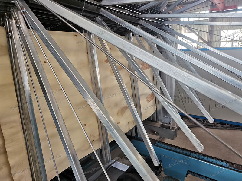 翻板式木皮烘干机 翻板式木皮烘干机